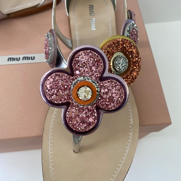MIU MIU FLOWER GLITTER SANDALS - Picture 1 of 15